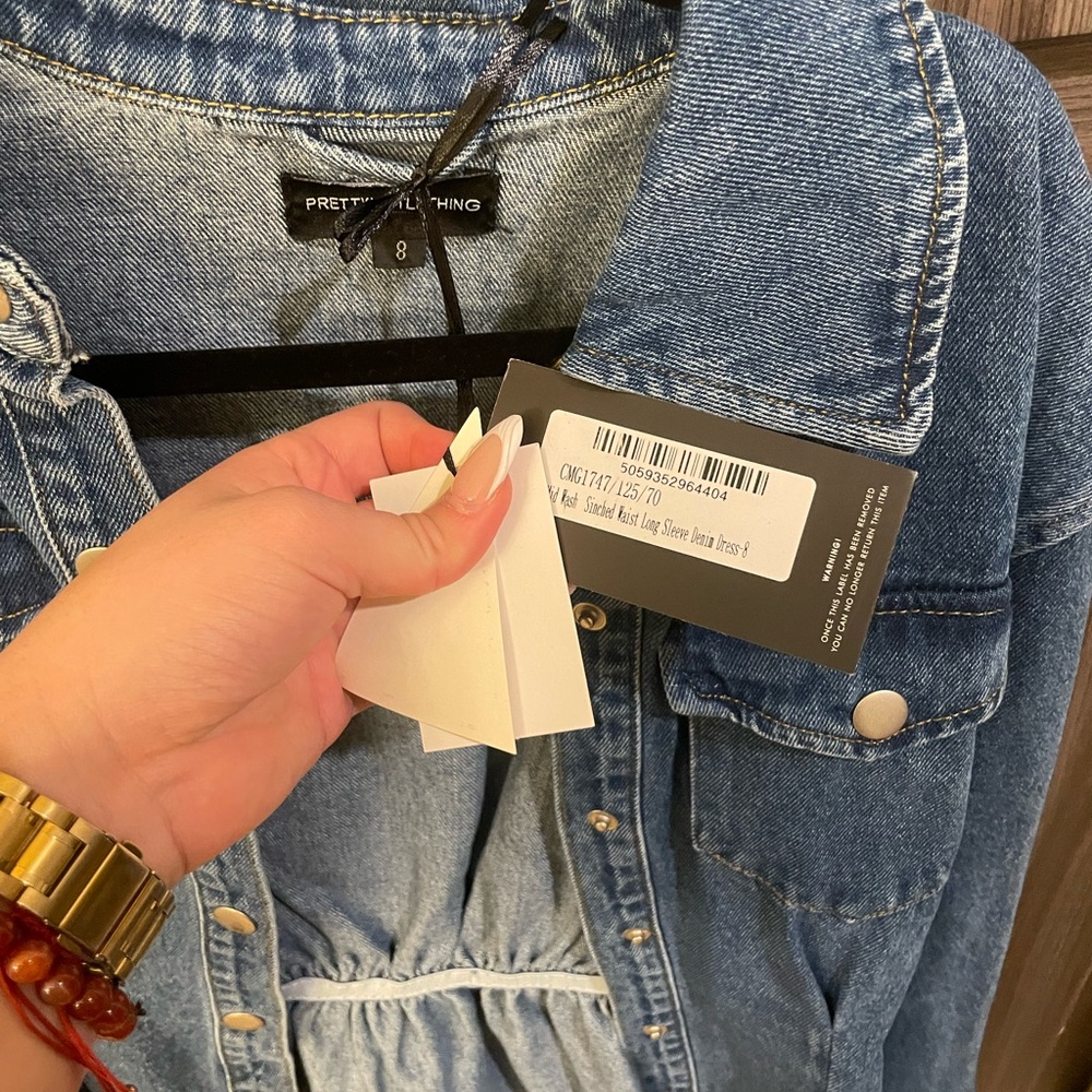 PrettyLittleThing Classic Blue Denim Midi Dress - Picture 2 of 3
